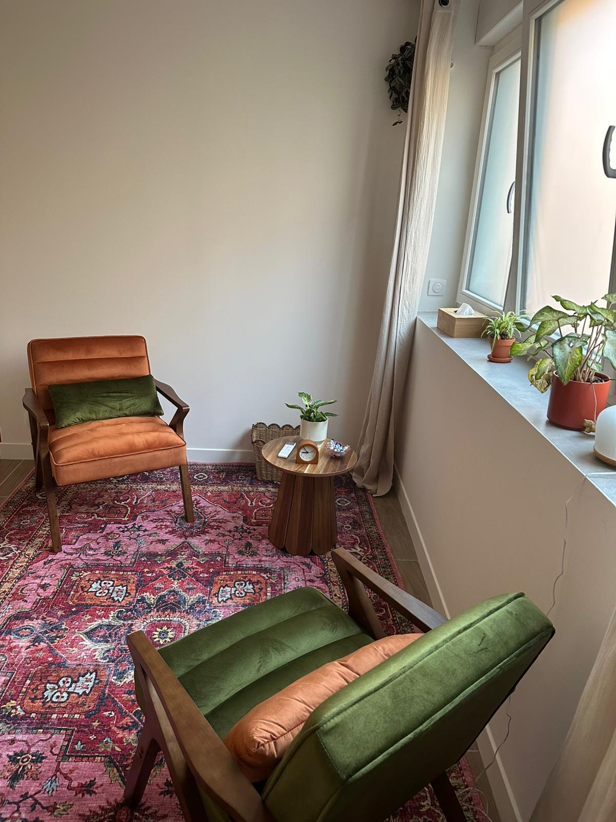 Un espace de consultation lumineux, rue Achille Viadieu à Toulouse